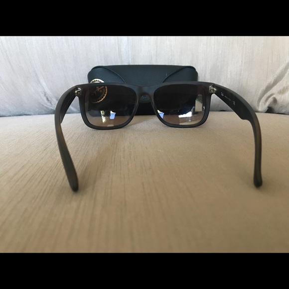 Ray Ban Sunglasses - Picture 4 of 6